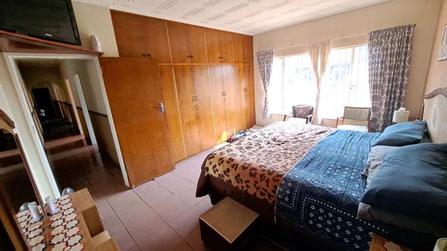 4 Bedroom Property for Sale in Fleurdal Free State